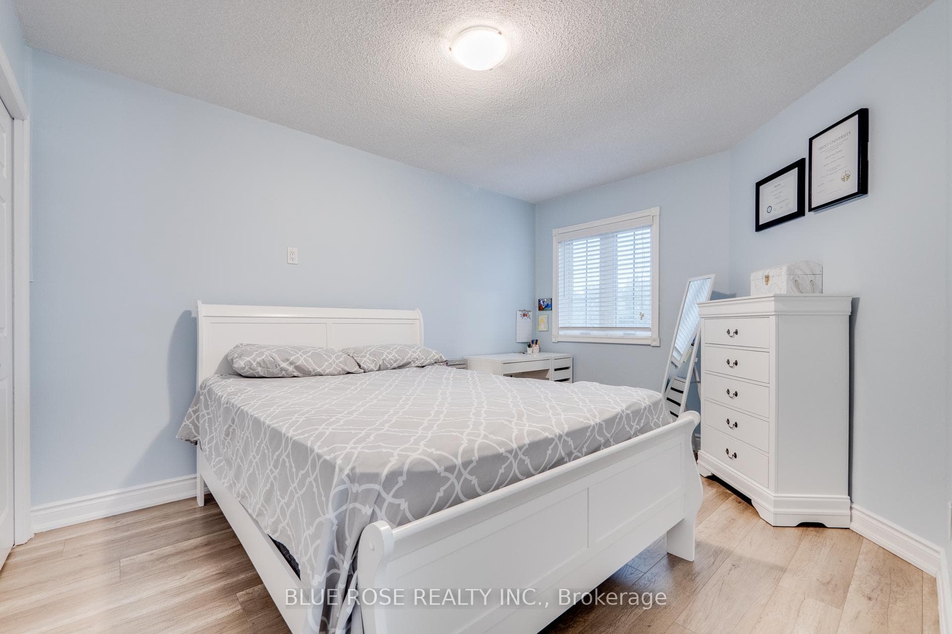 60 Cranberry Crescent photo 24