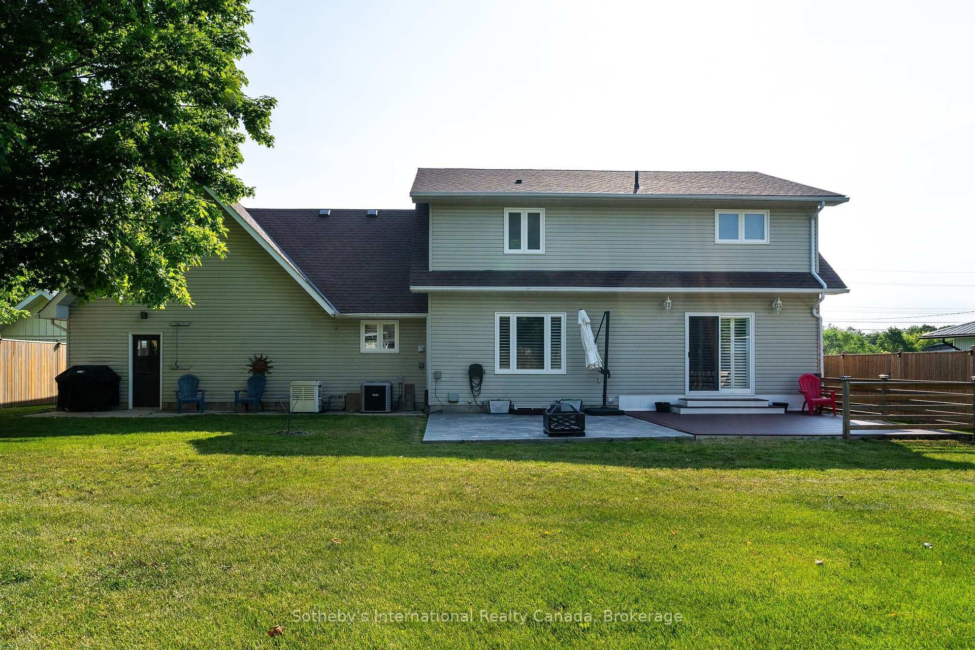 154 Mary Street photo 40