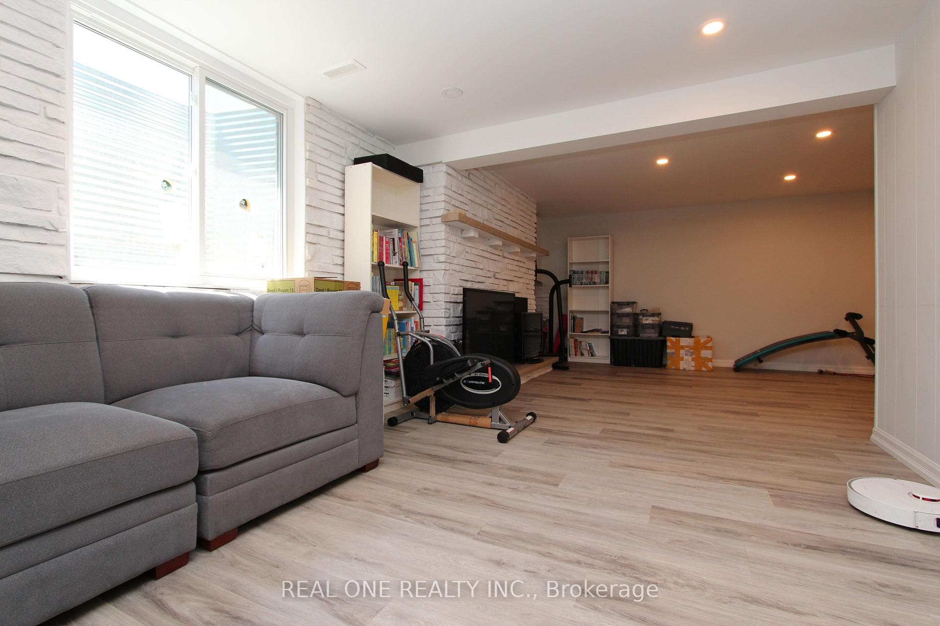 25 Bigwin Drive photo 18