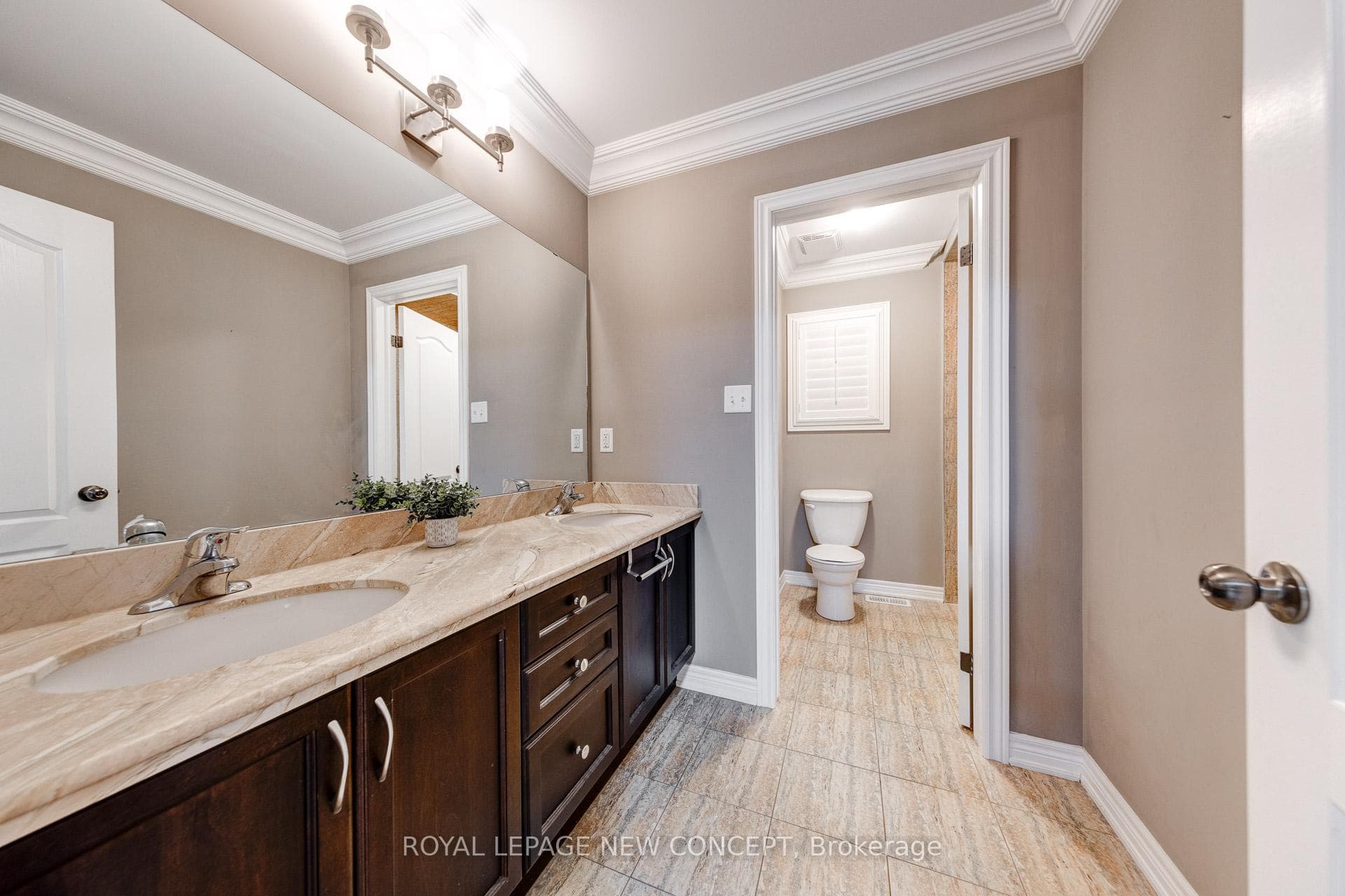 26 Lampman Drive photo 17
