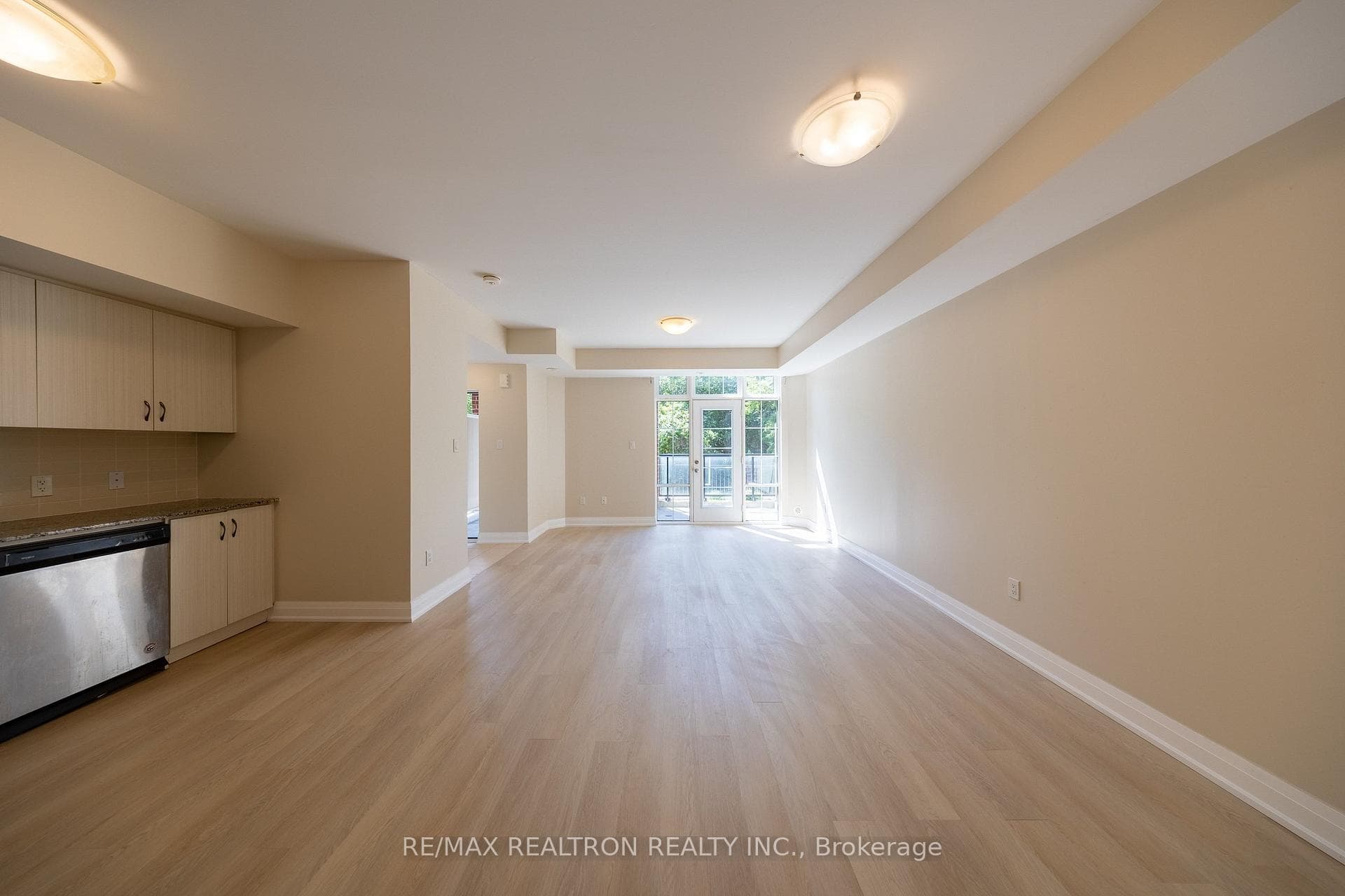 6 Whitaker Way Unit 157 photo 10