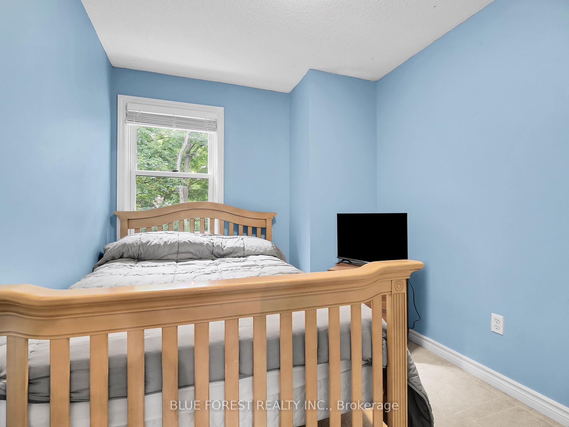 1415 Commissioners Road Unit 26 photo 8