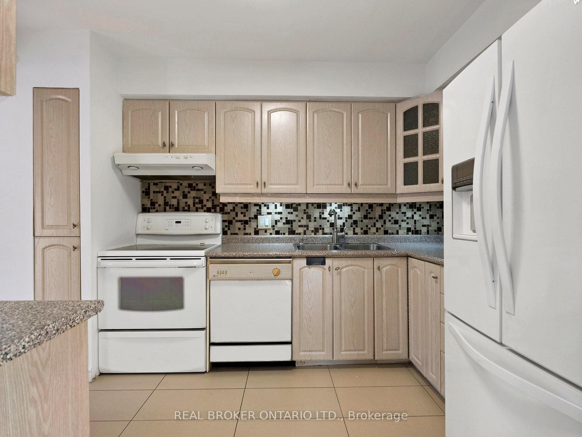 2602 Hemus Square photo 7