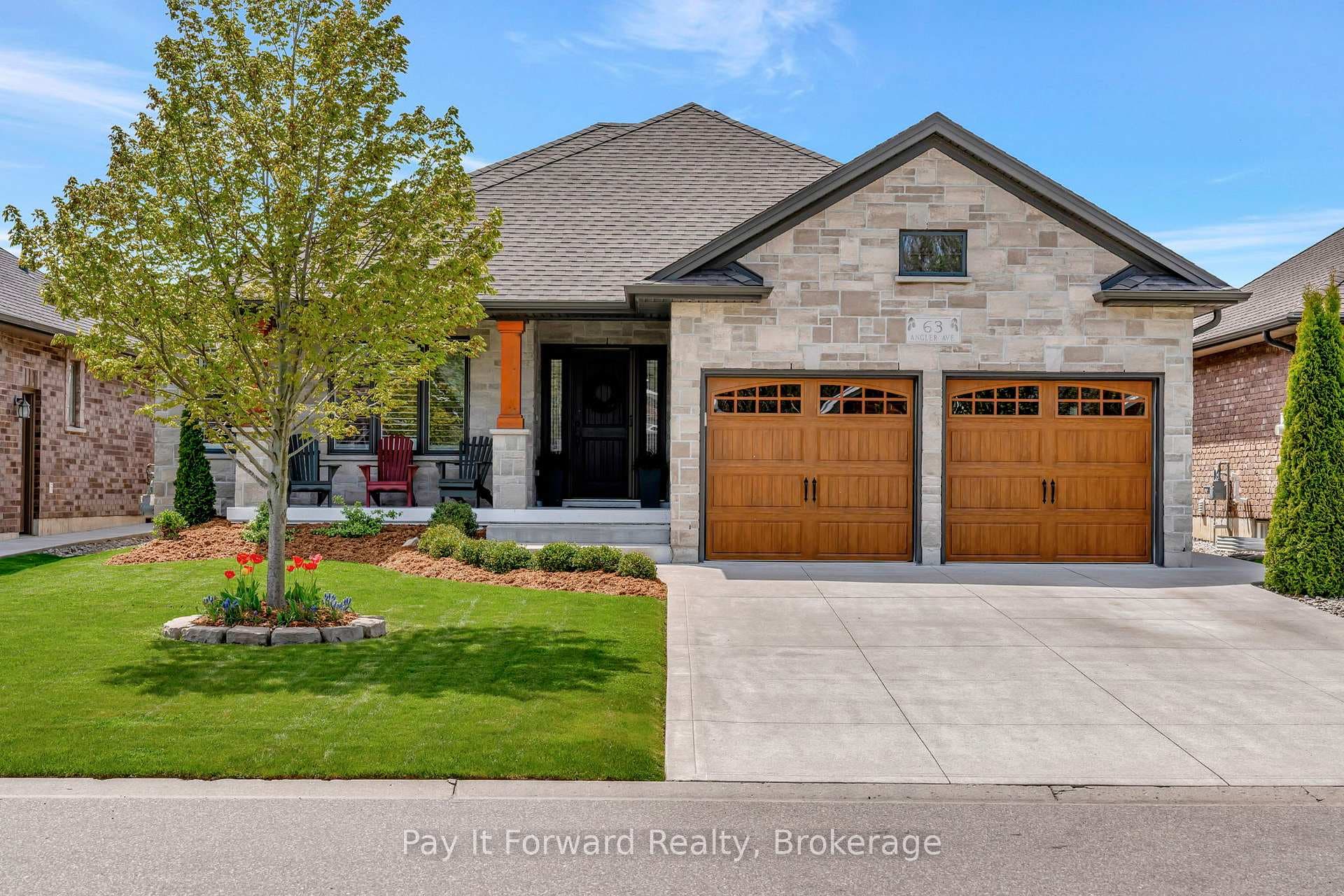 63 Angler Avenue photo 2