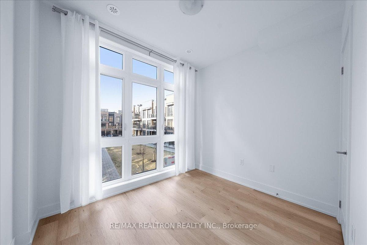 6 Sayers Lane Unit 17 photo 15