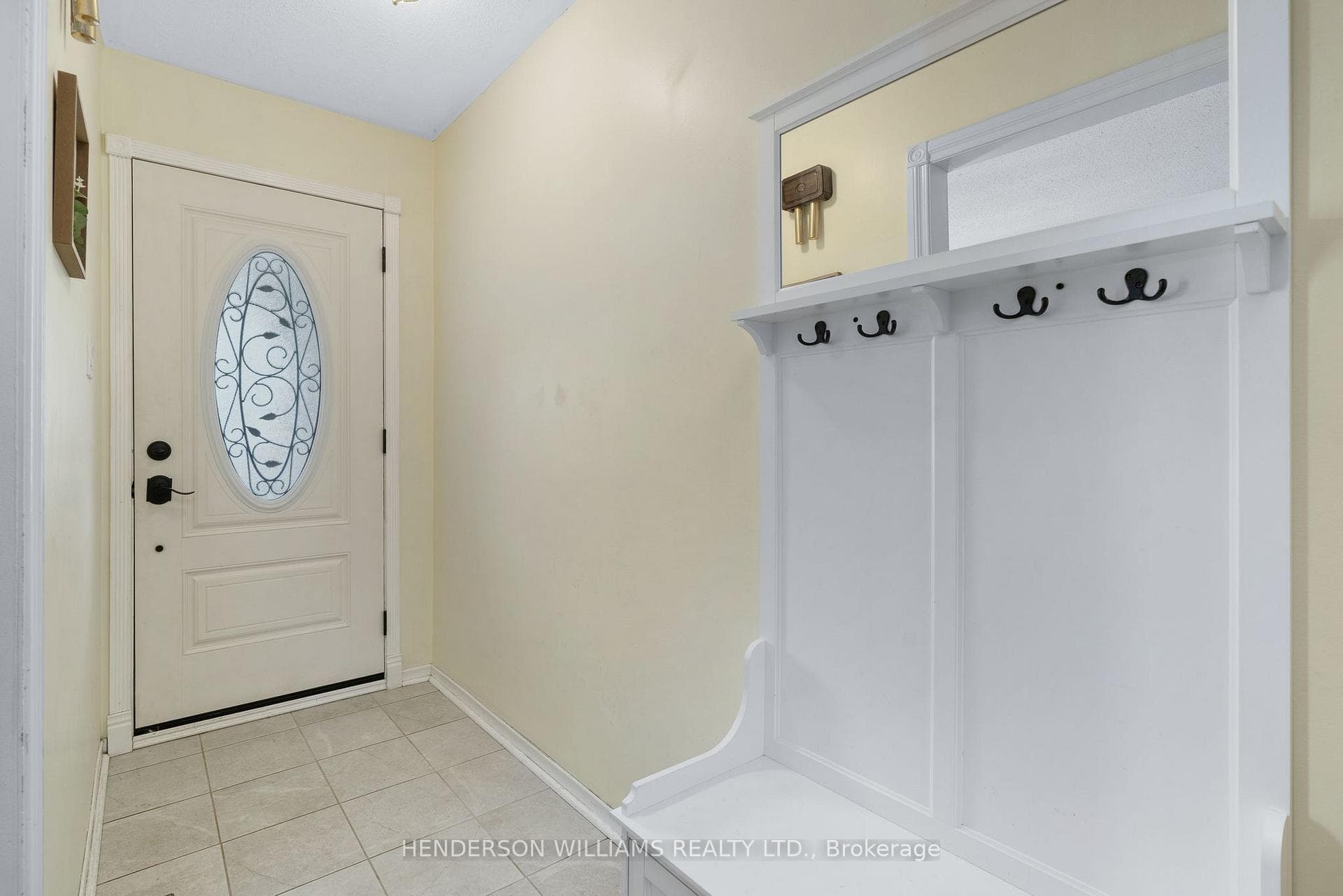 486 Montrose Road photo 6