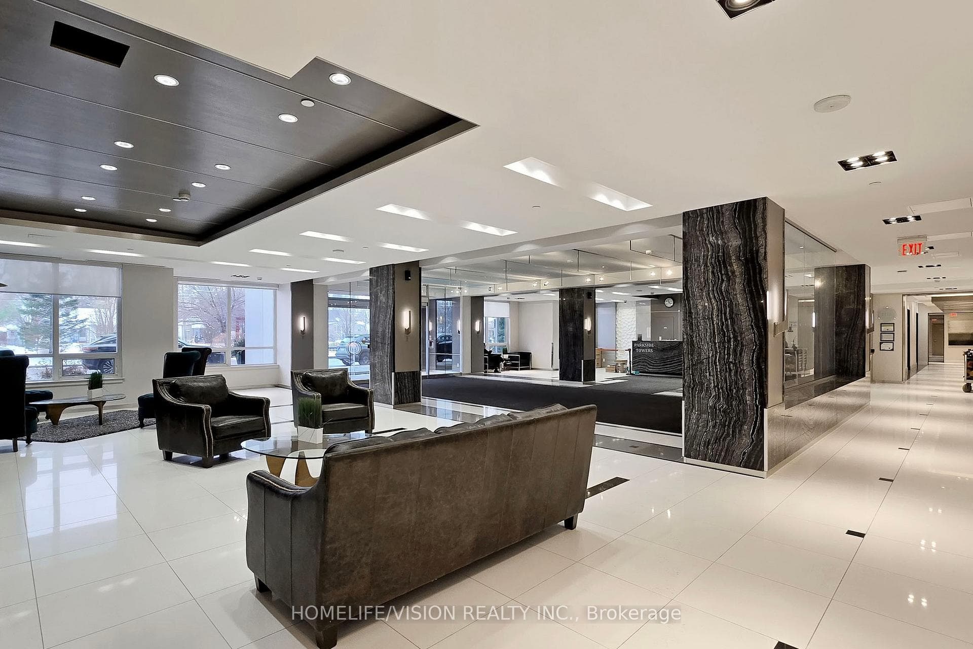 7165 Yonge Street Unit 1403 photo 40