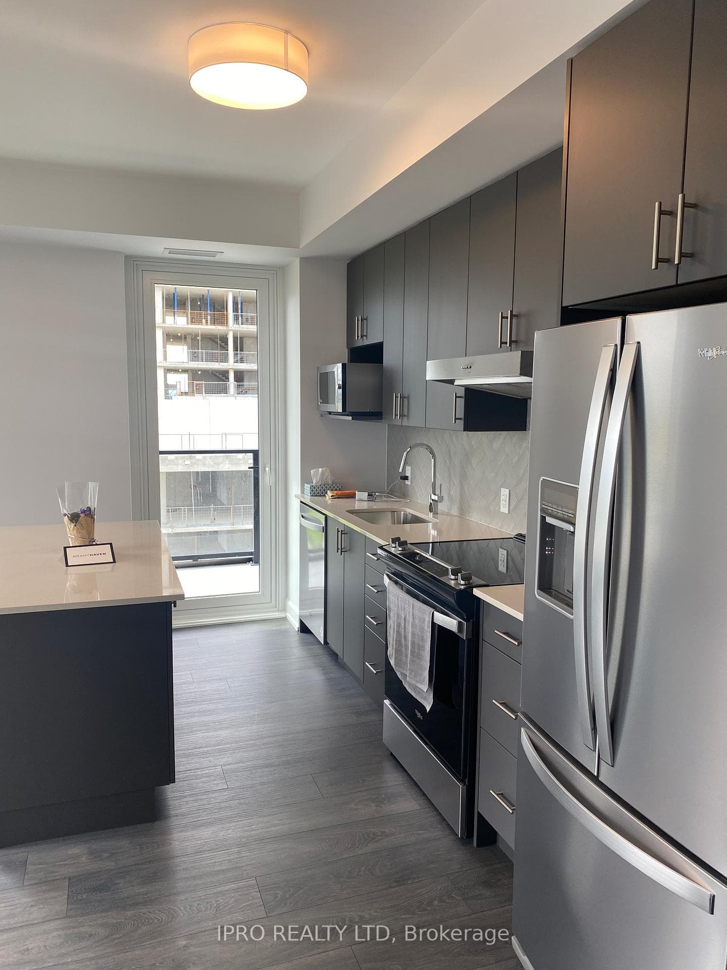 3220 WILLIAM COLSTON Avenue Unit 1404 photo 7