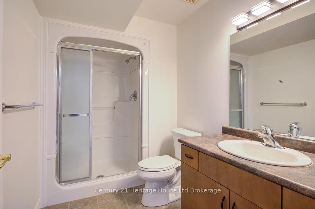 450 Lakeview Drive Unit 4 photo 14