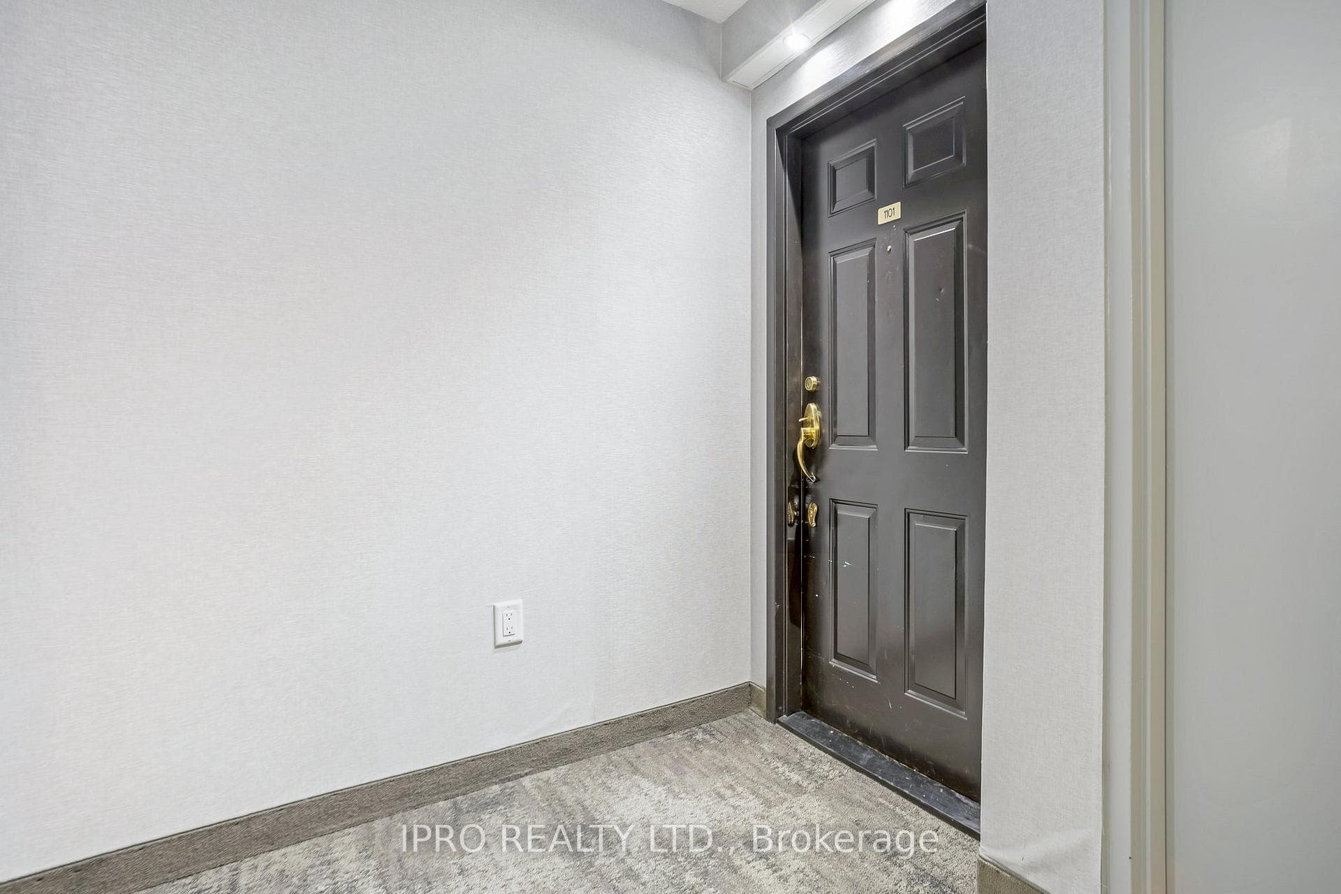 20 McFarlane Drive Unit 1101 photo 4