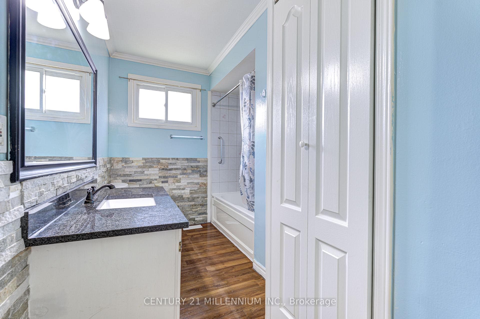 8 Regency Street photo 20