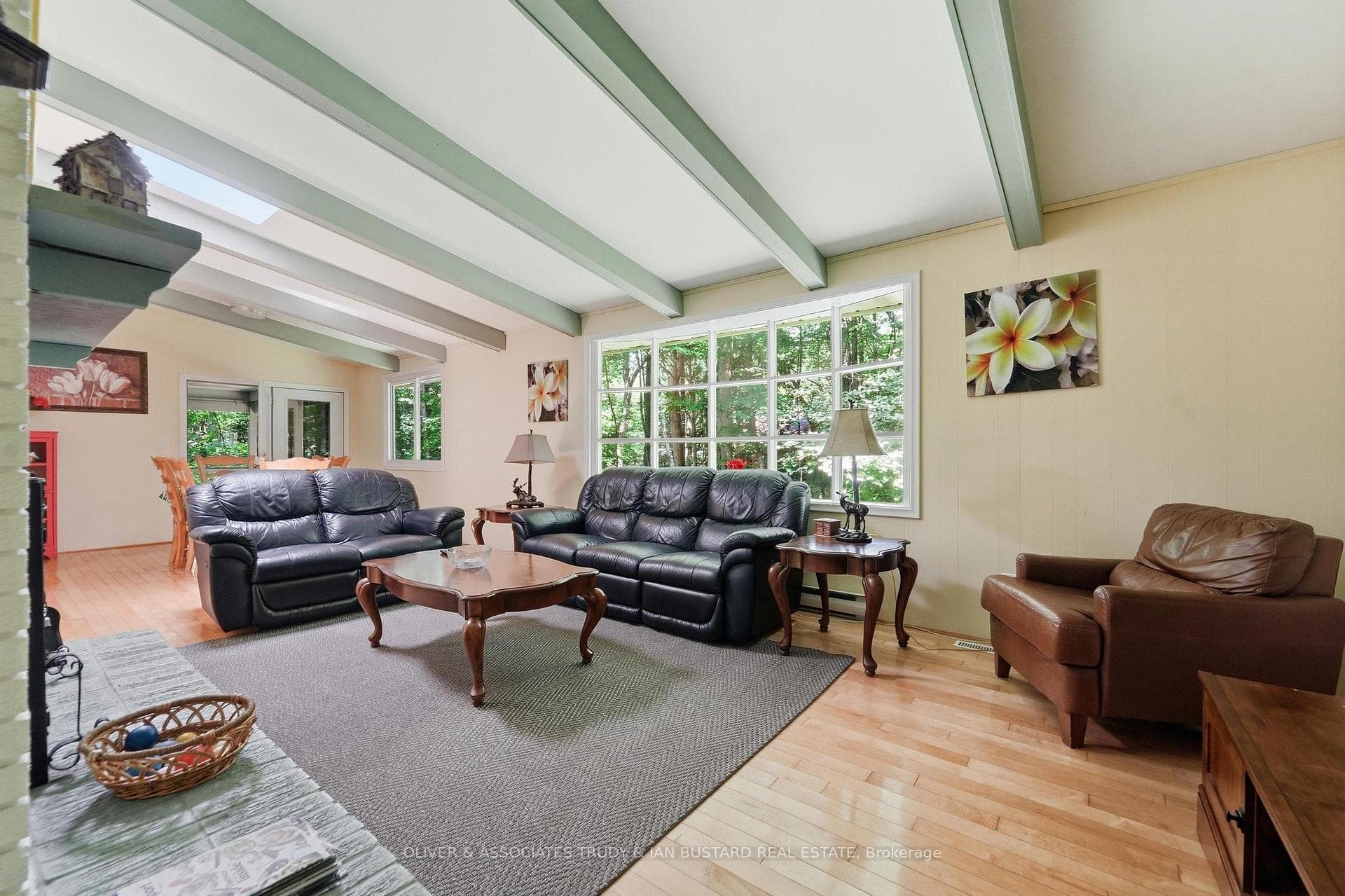 10294 Brewster Boulevard photo 22