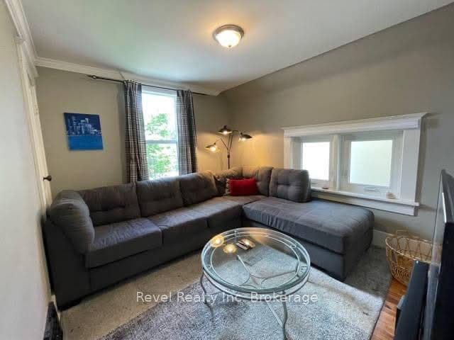 22 St Leger Street Unit 2 photo 2