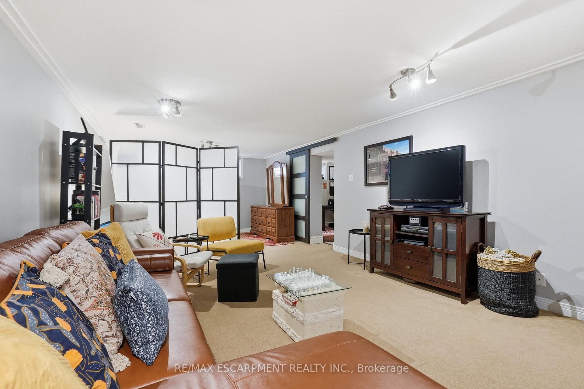 101 Organ Crescent photo 32