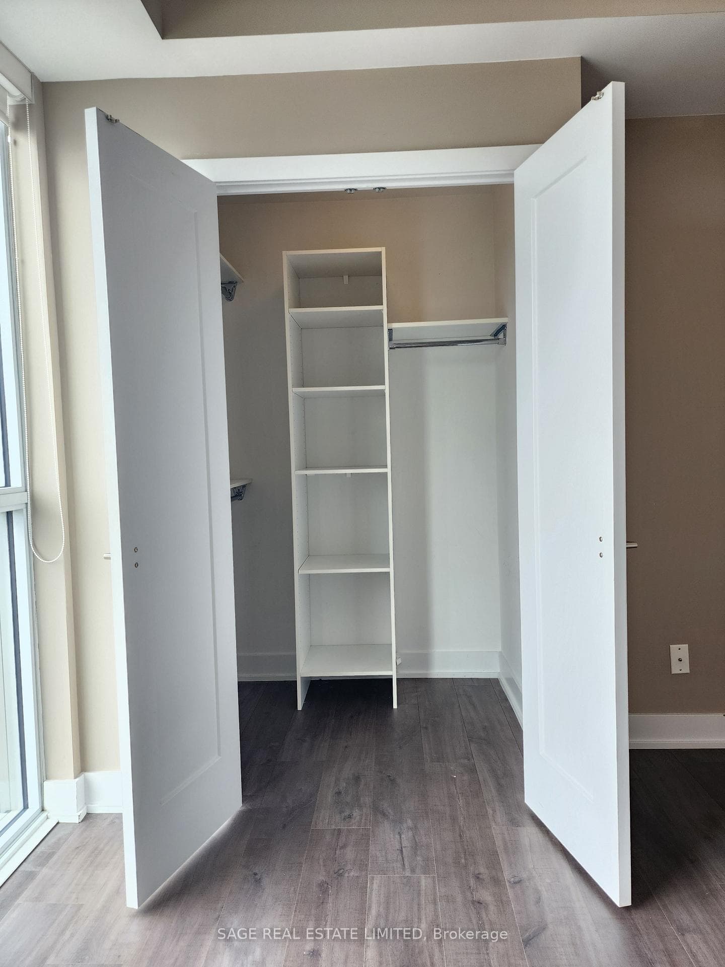318 Richmond Street Unit 1512 photo 15