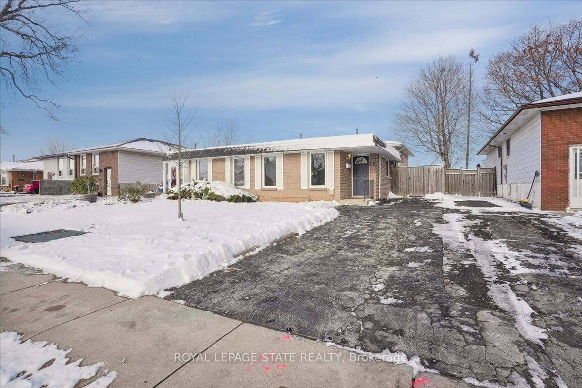 77 Cranbrook Drive photo 7
