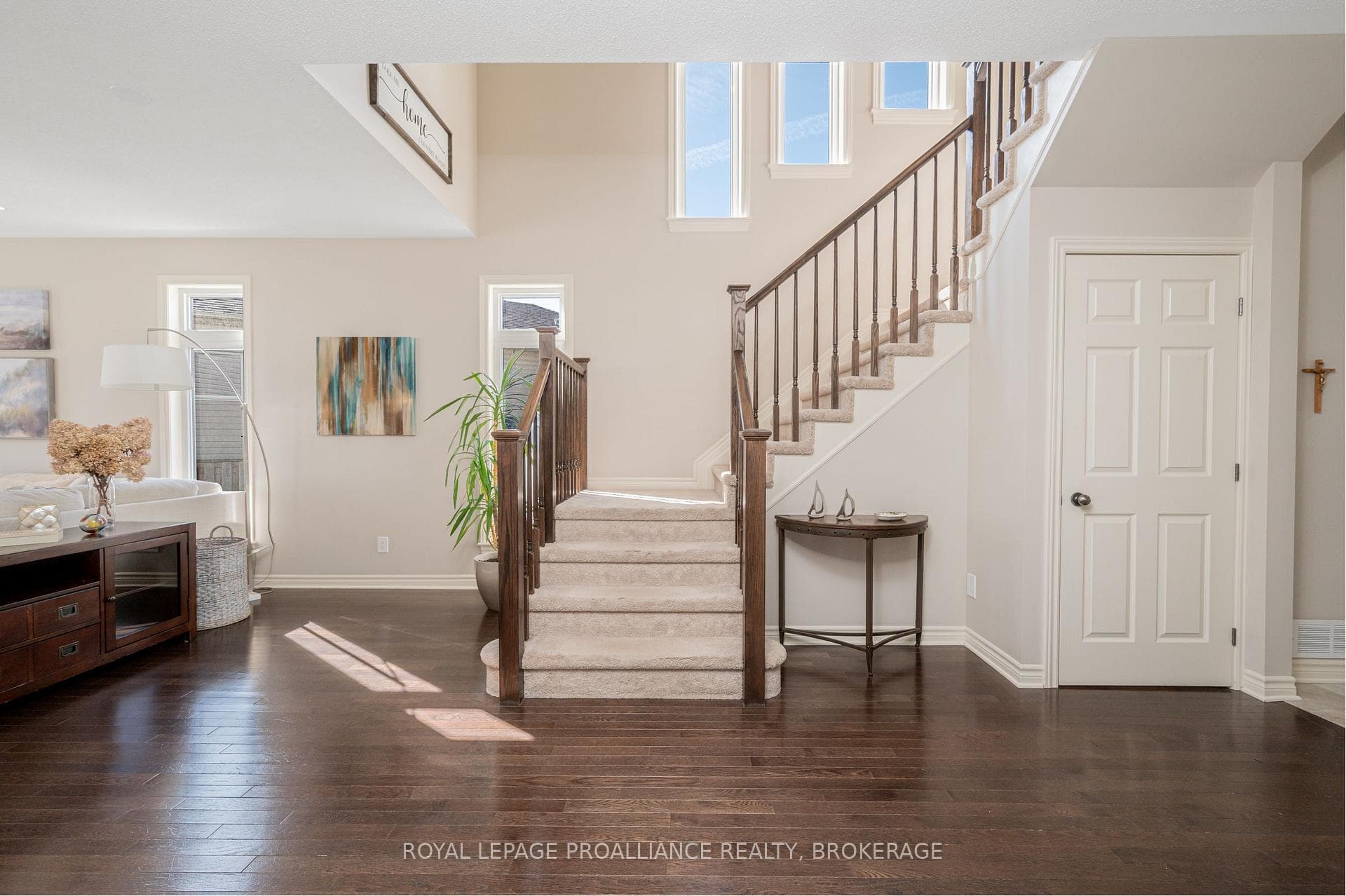 1217 Greenwood Park Drive photo 8
