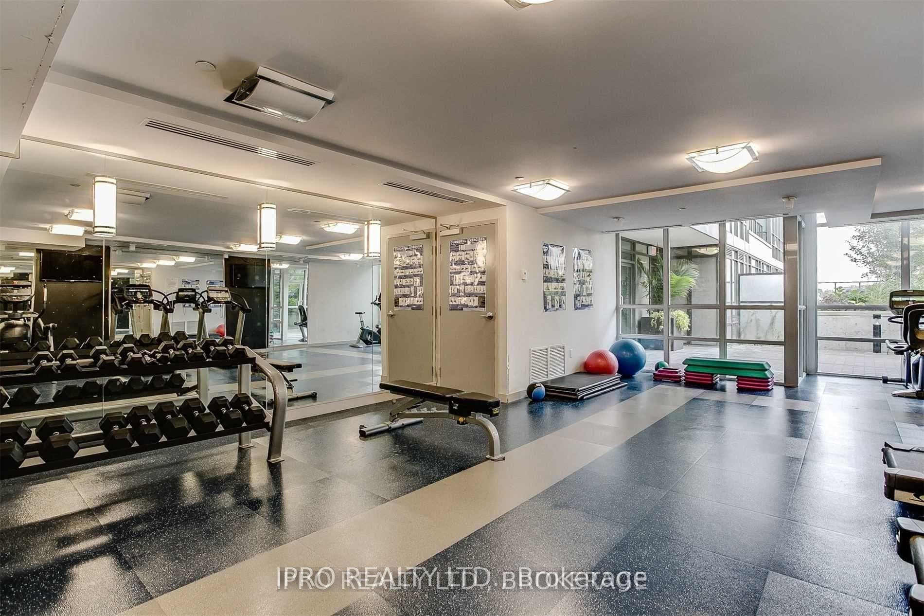 8 Fieldway Road Unit 606 photo 13