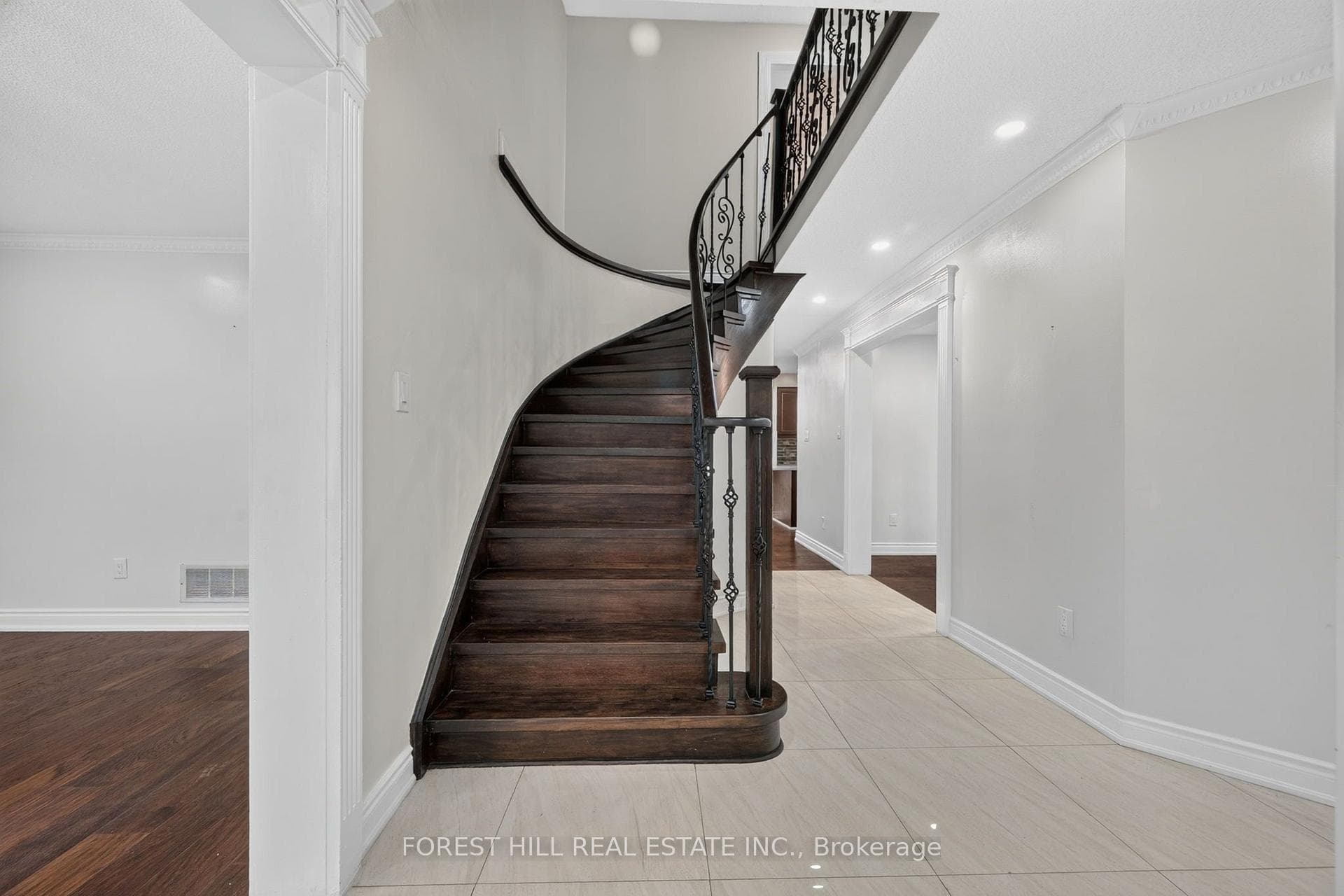55 Castlehill Road photo 18