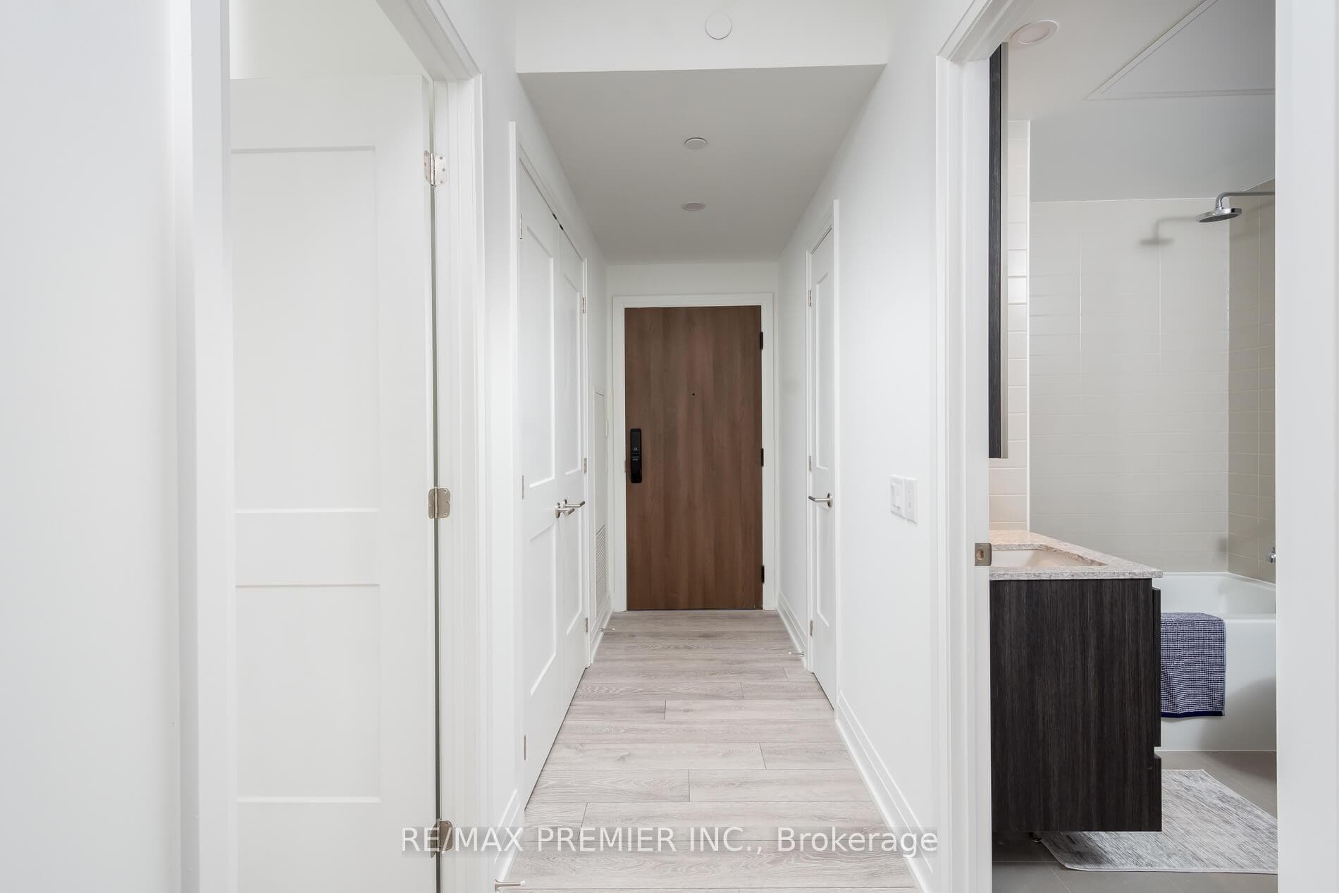 21 Park Street Unit 1201 photo 4
