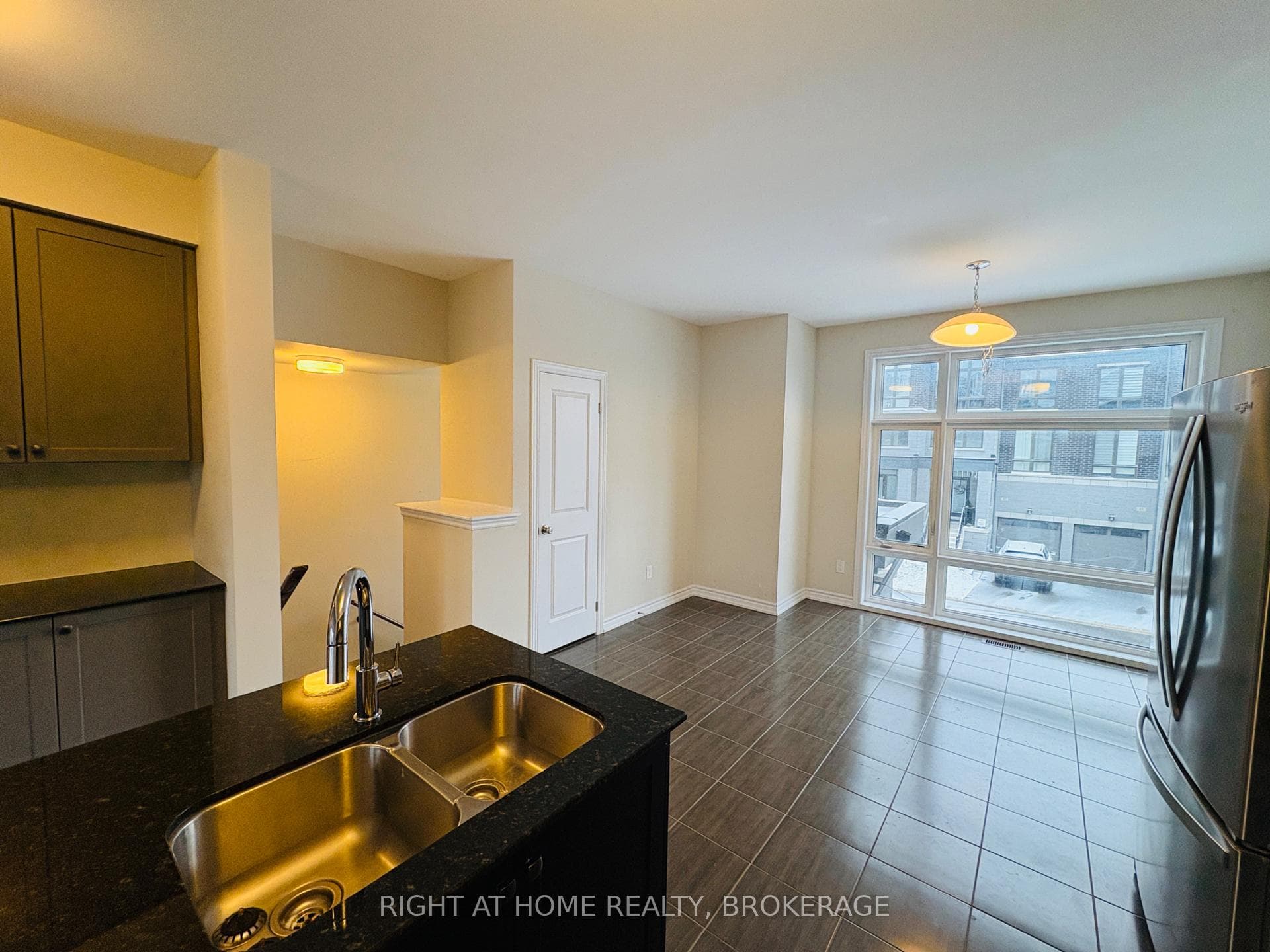54 Douet Lane photo 13