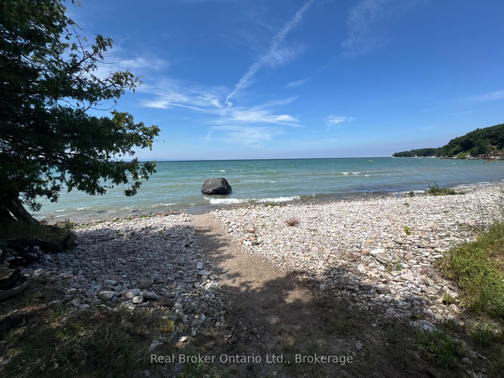 1948 Tiny Beaches Road photo 5