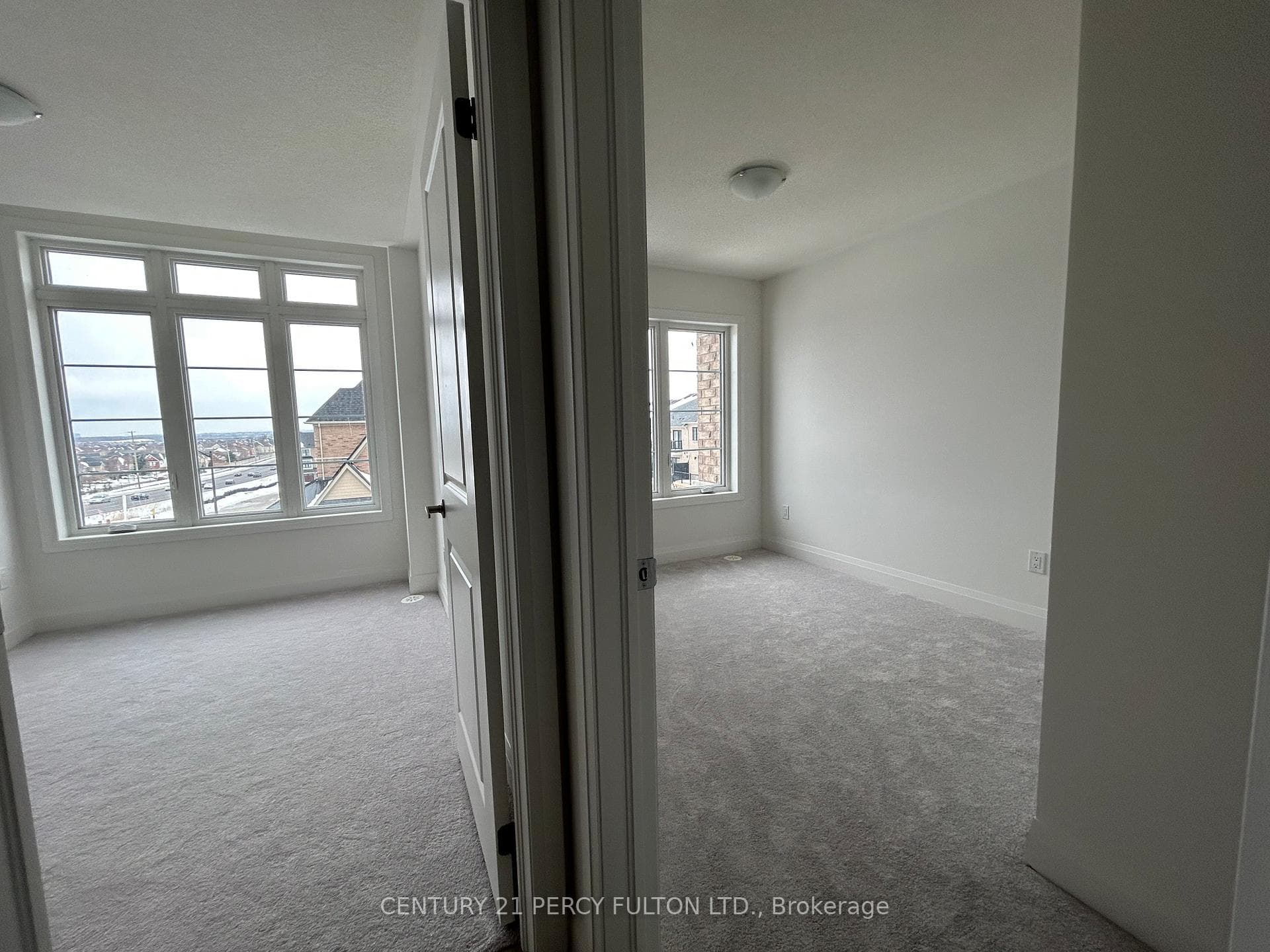 19 Elkington Crescent photo 27