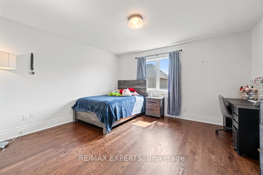 7 Josephine Road photo 27