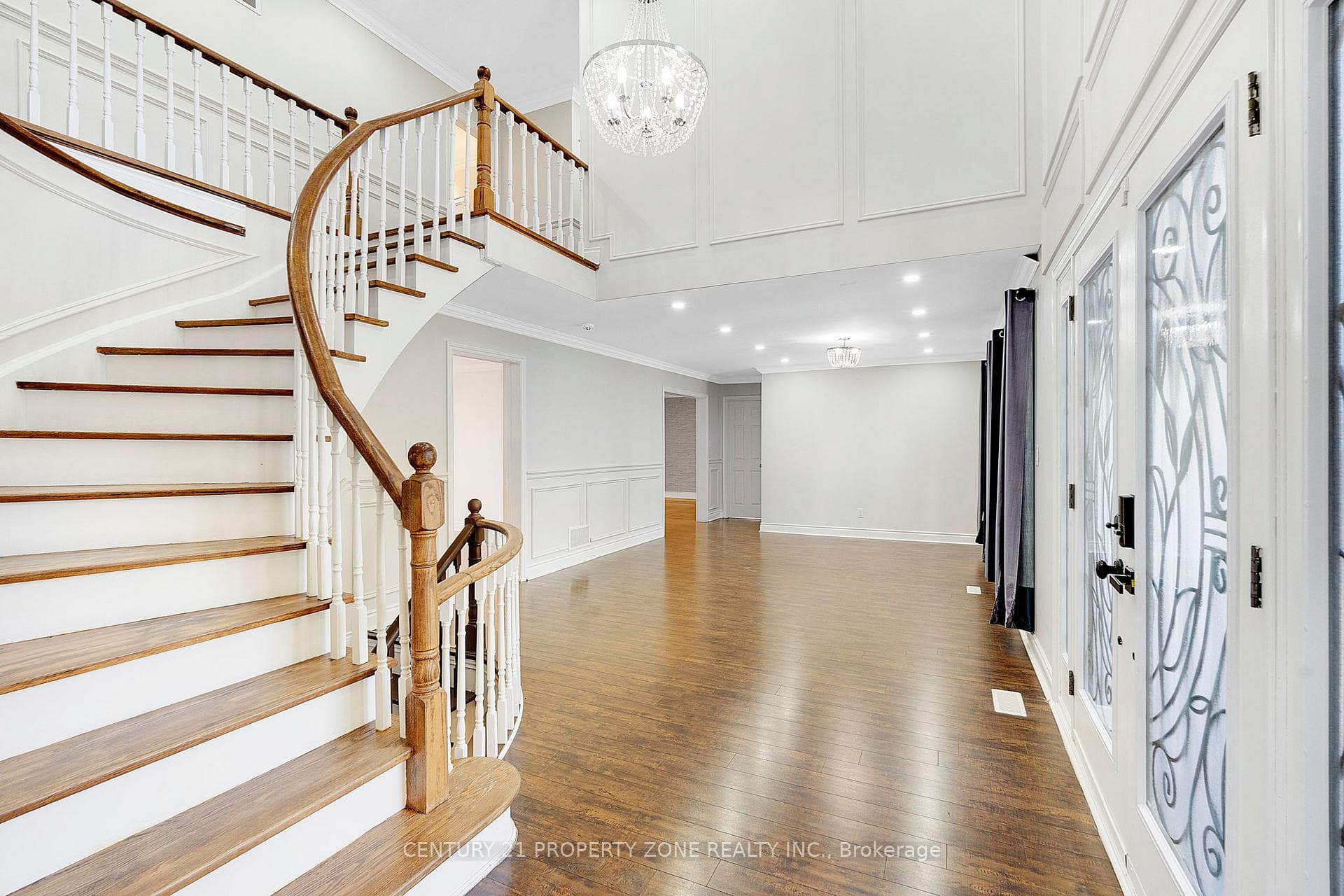 14 Huttonville Drive photo 10