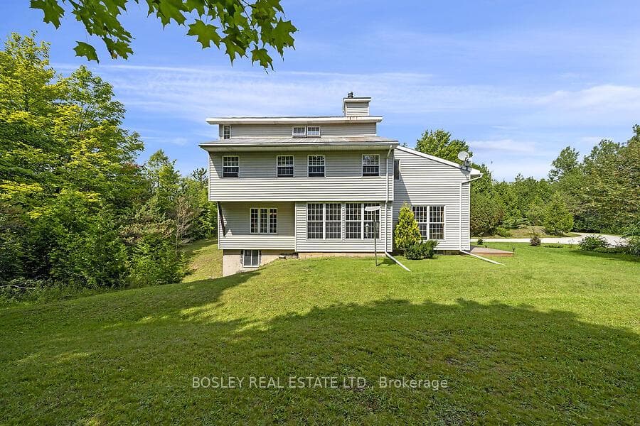 5216 Trafalgar Road photo 37