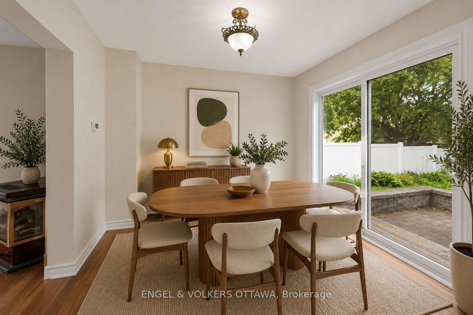 Dining Room - virtually staged
