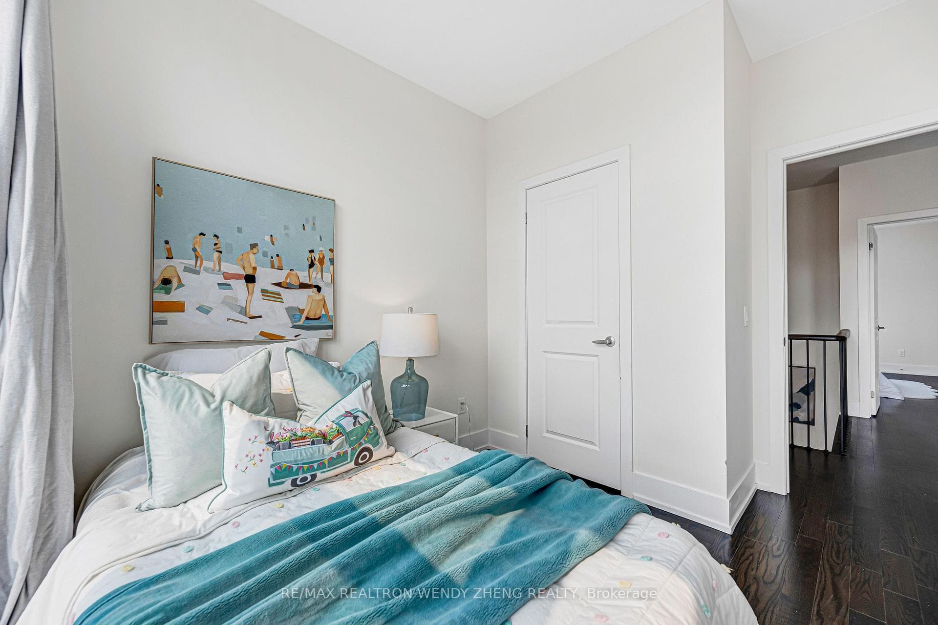 Second Room