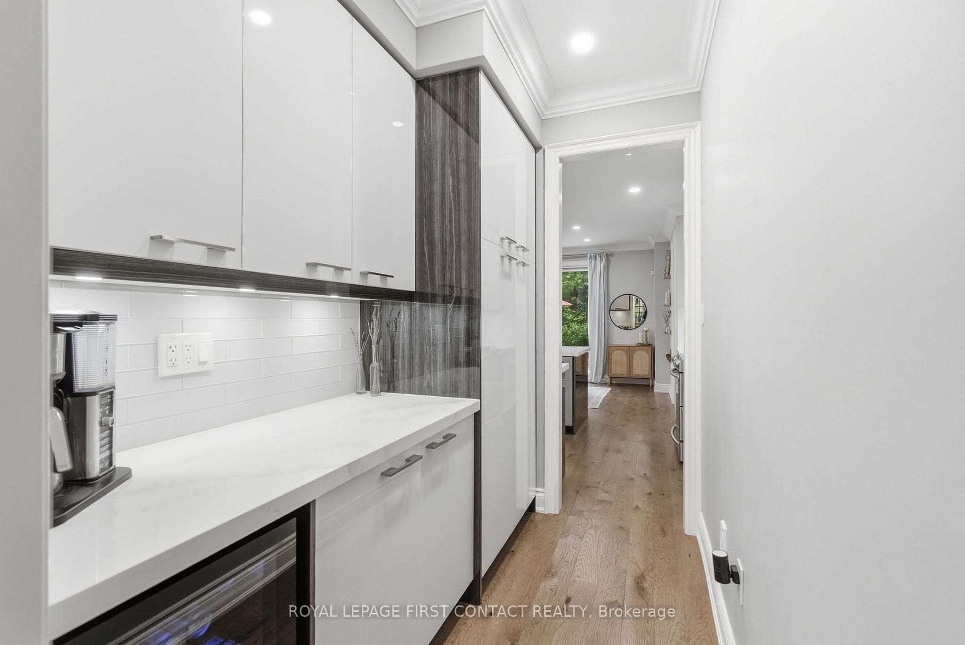 81 Trail Boulevard photo 10