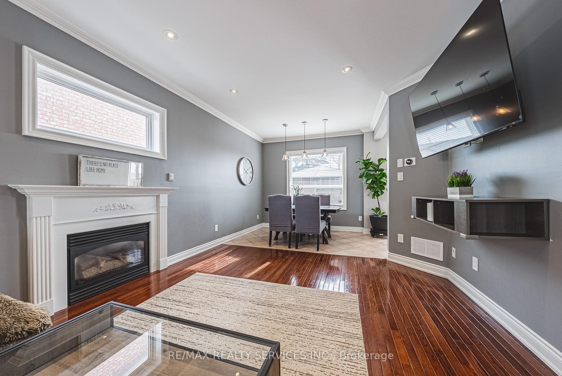 16 Twin Willow Crescent photo 6