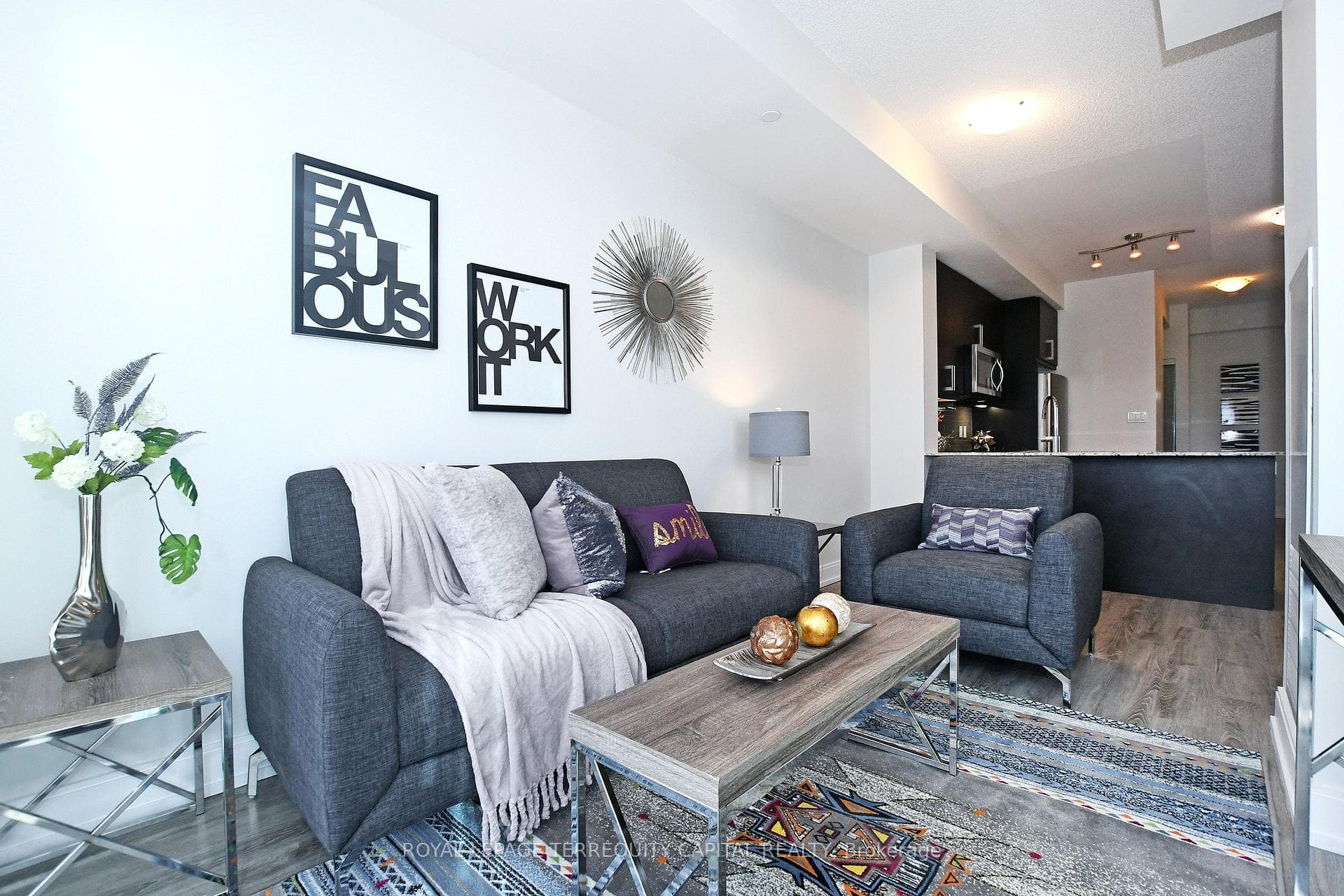 9608 Yonge Street Unit 1011 photo 14