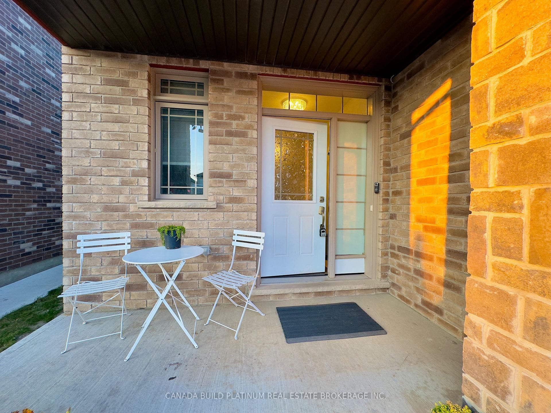 148 Freure Drive photo 2