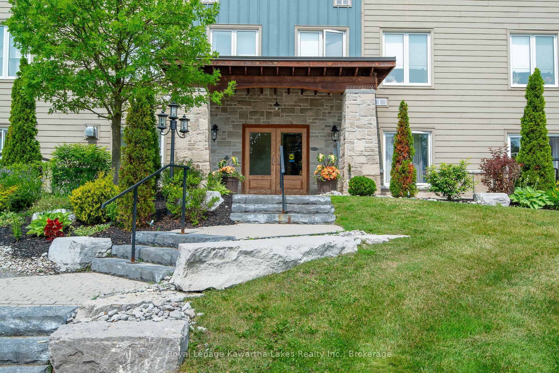 94 Francis Street Unit 308 photo 24