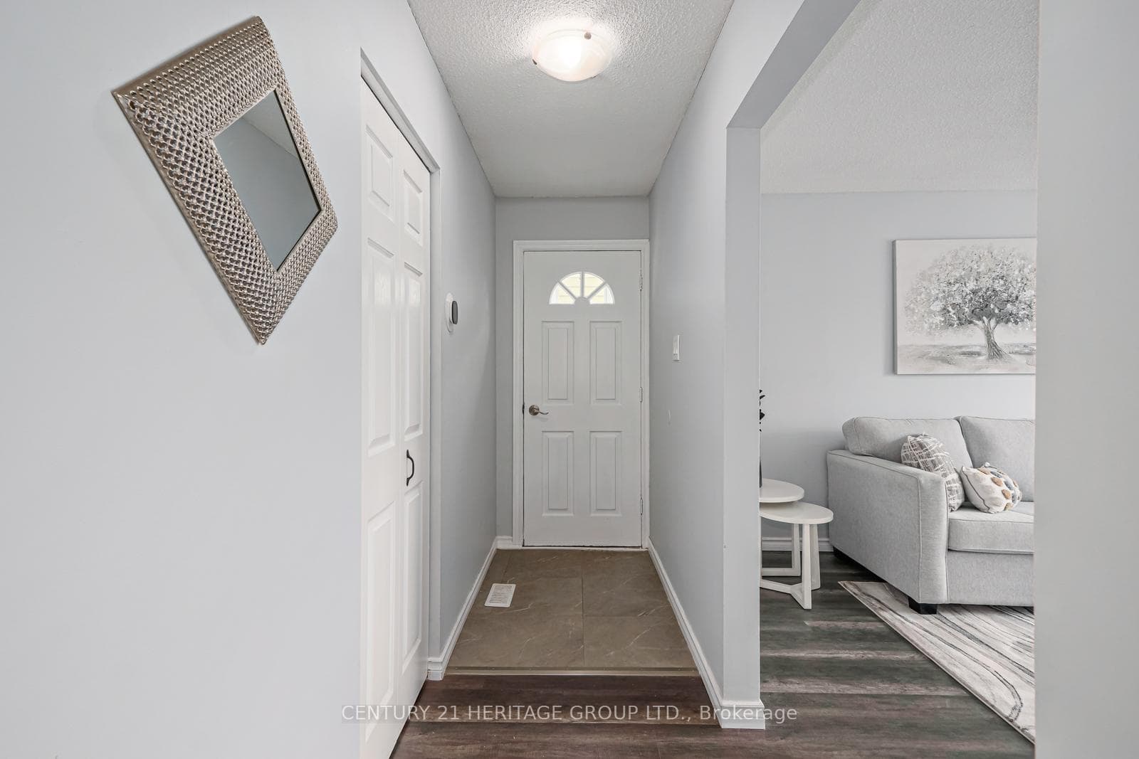 83 Katherine Street photo 11
