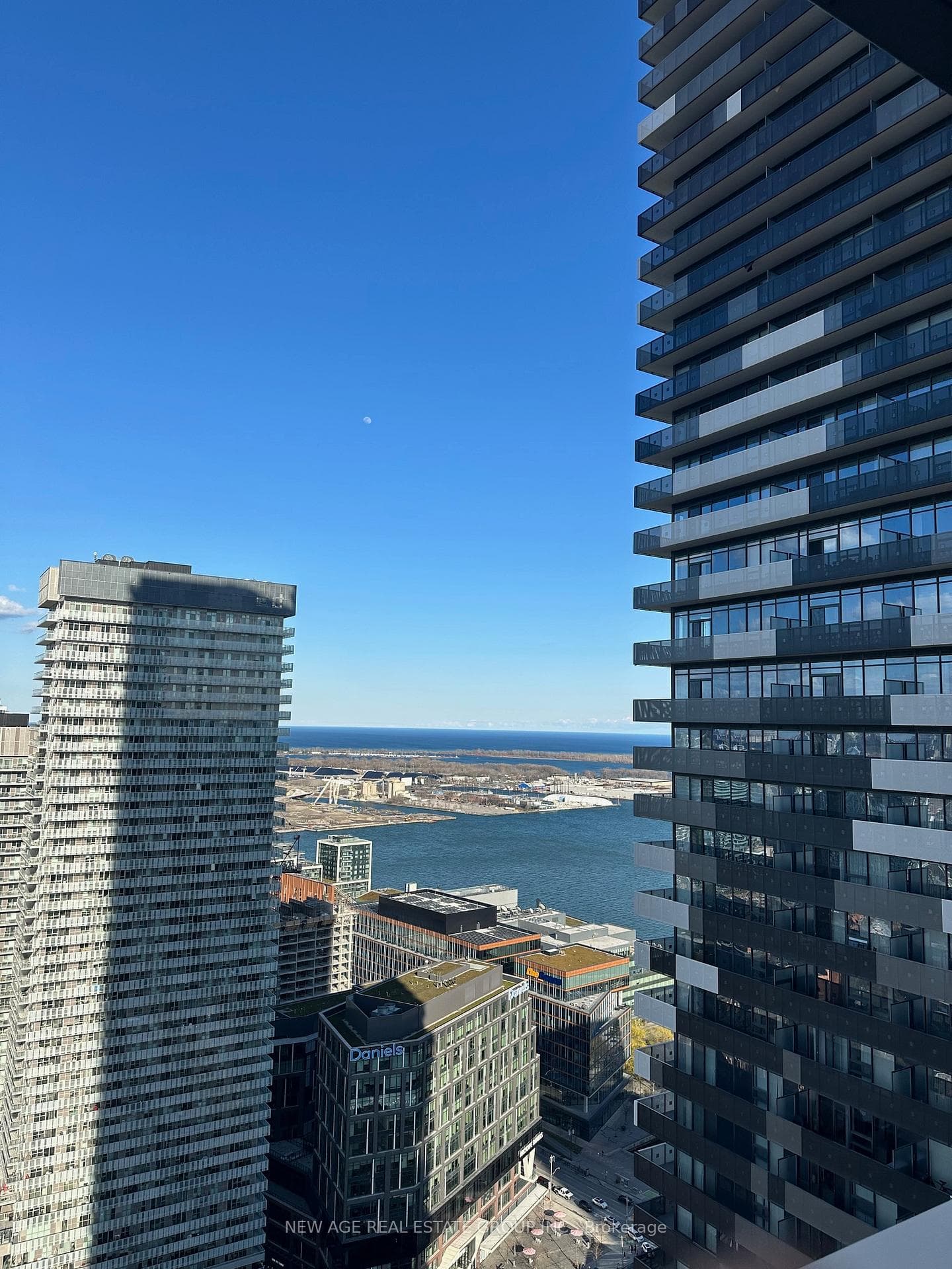 55 Cooper Street Unit 4705 photo 11