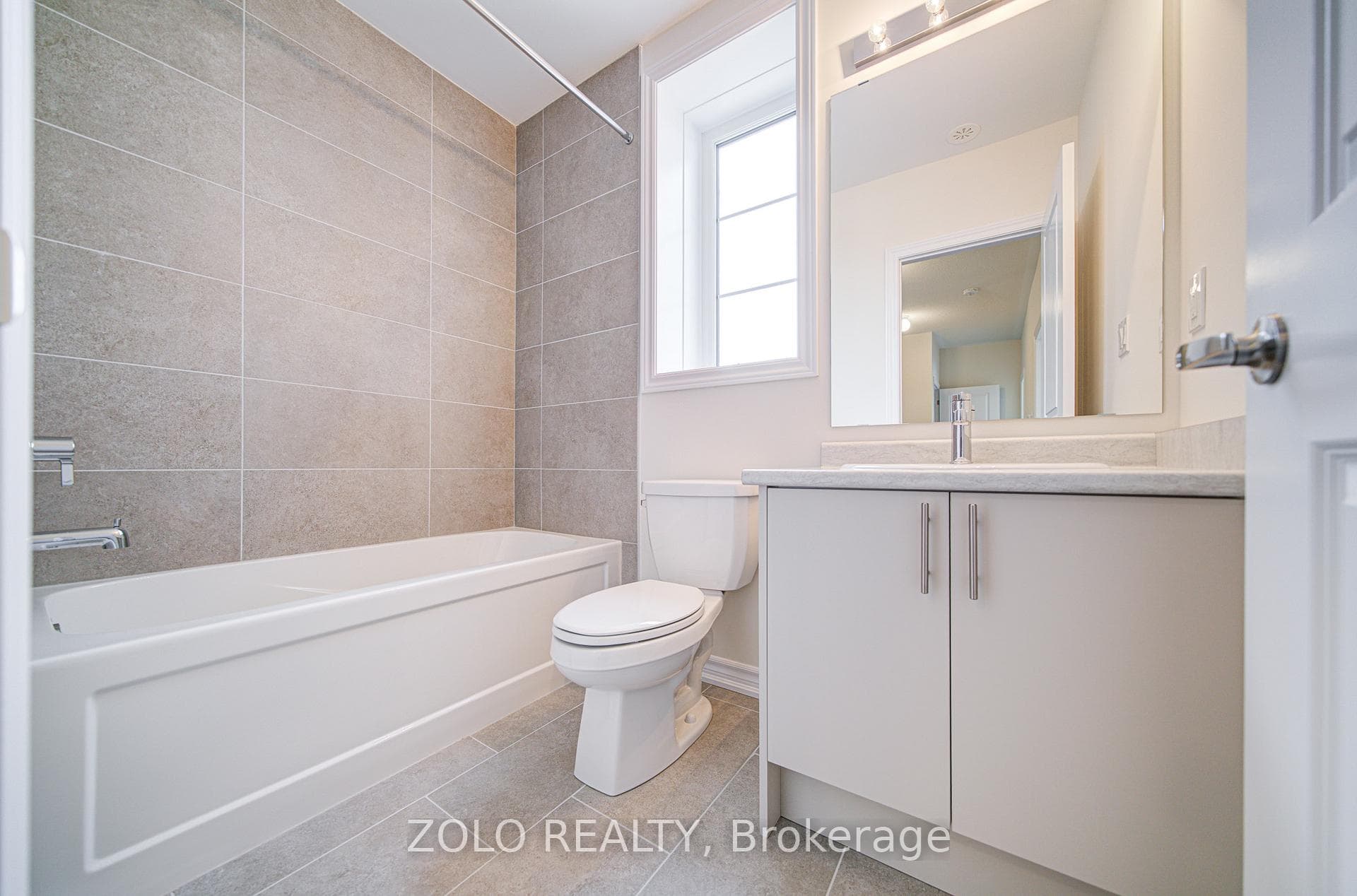 188 Petch Avenue photo 33