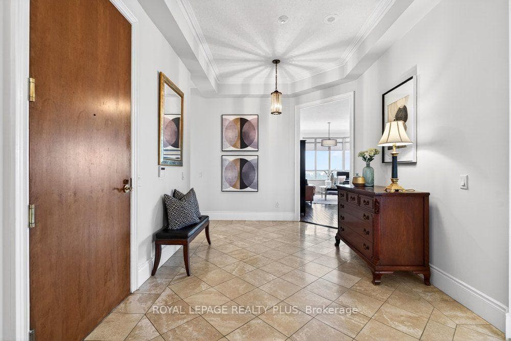 35 Kingsbridge Garden Circle Unit TPH4 photo 24