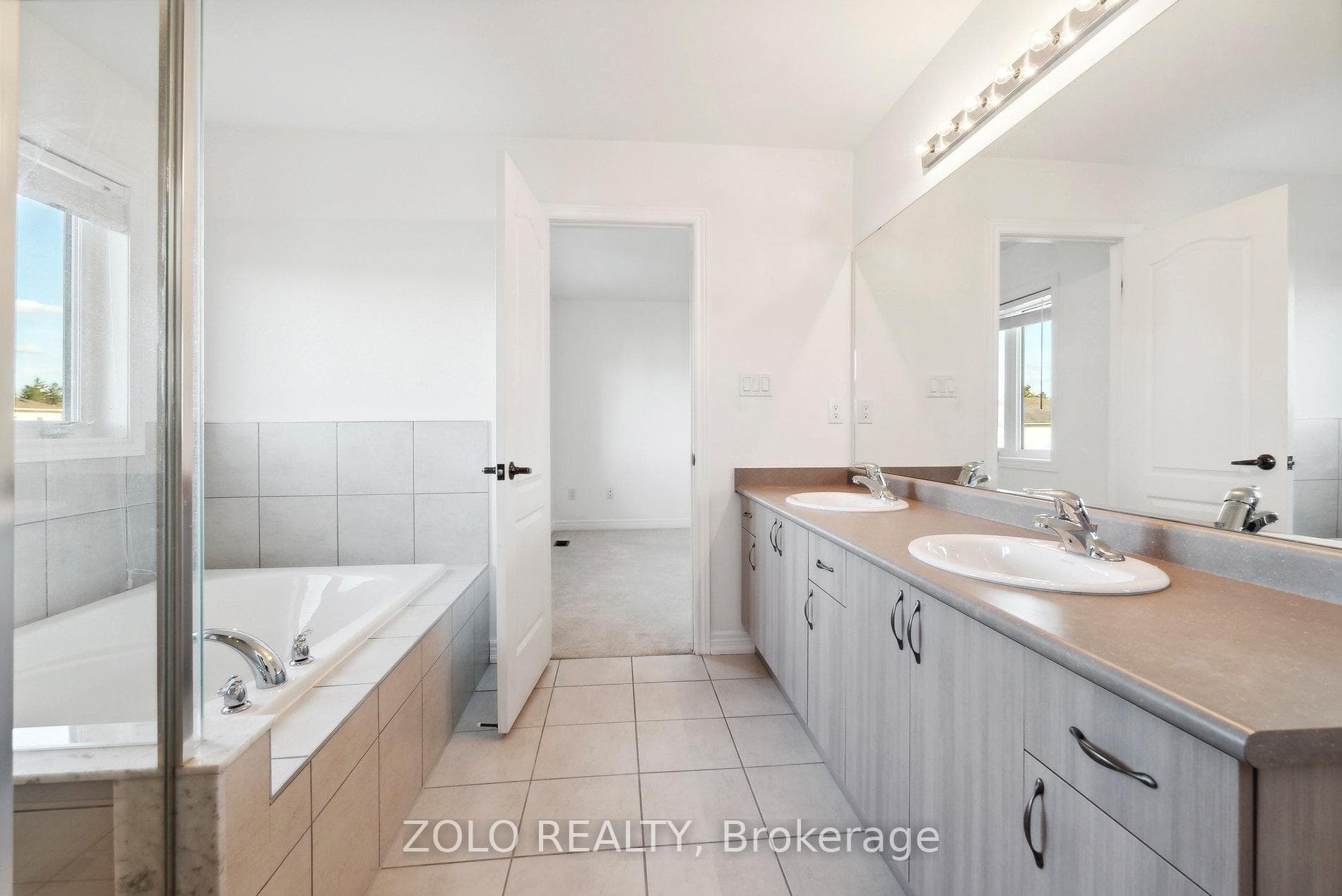 6 Sasco Way photo 22