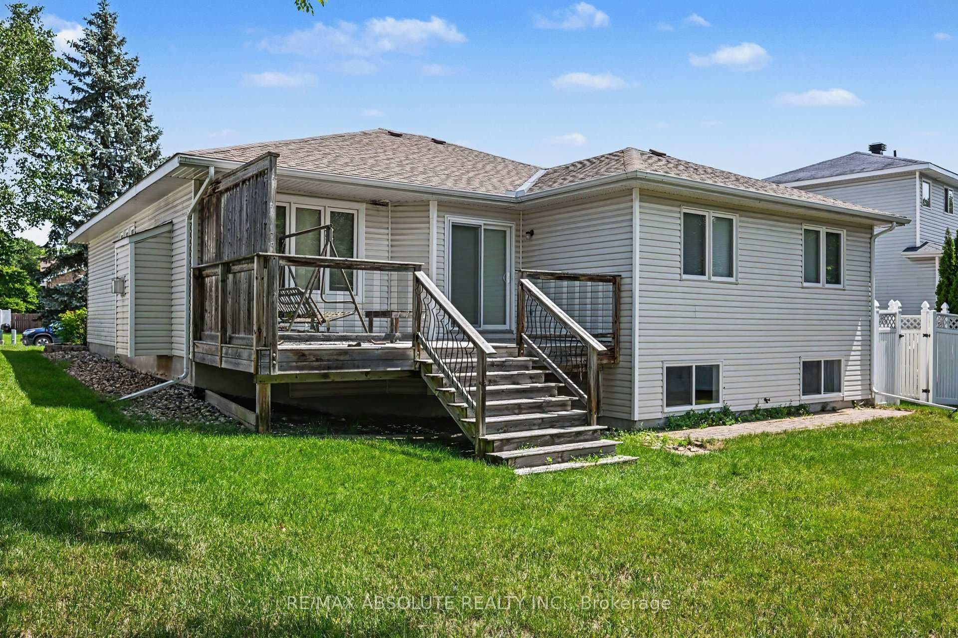 1 River Ridge Crescent photo 37