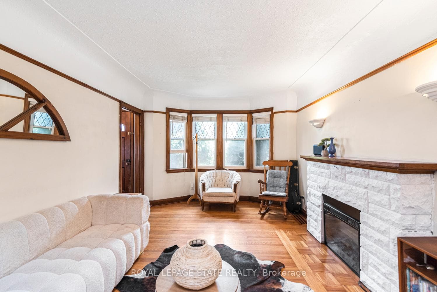 52 Cameron Avenue photo 12