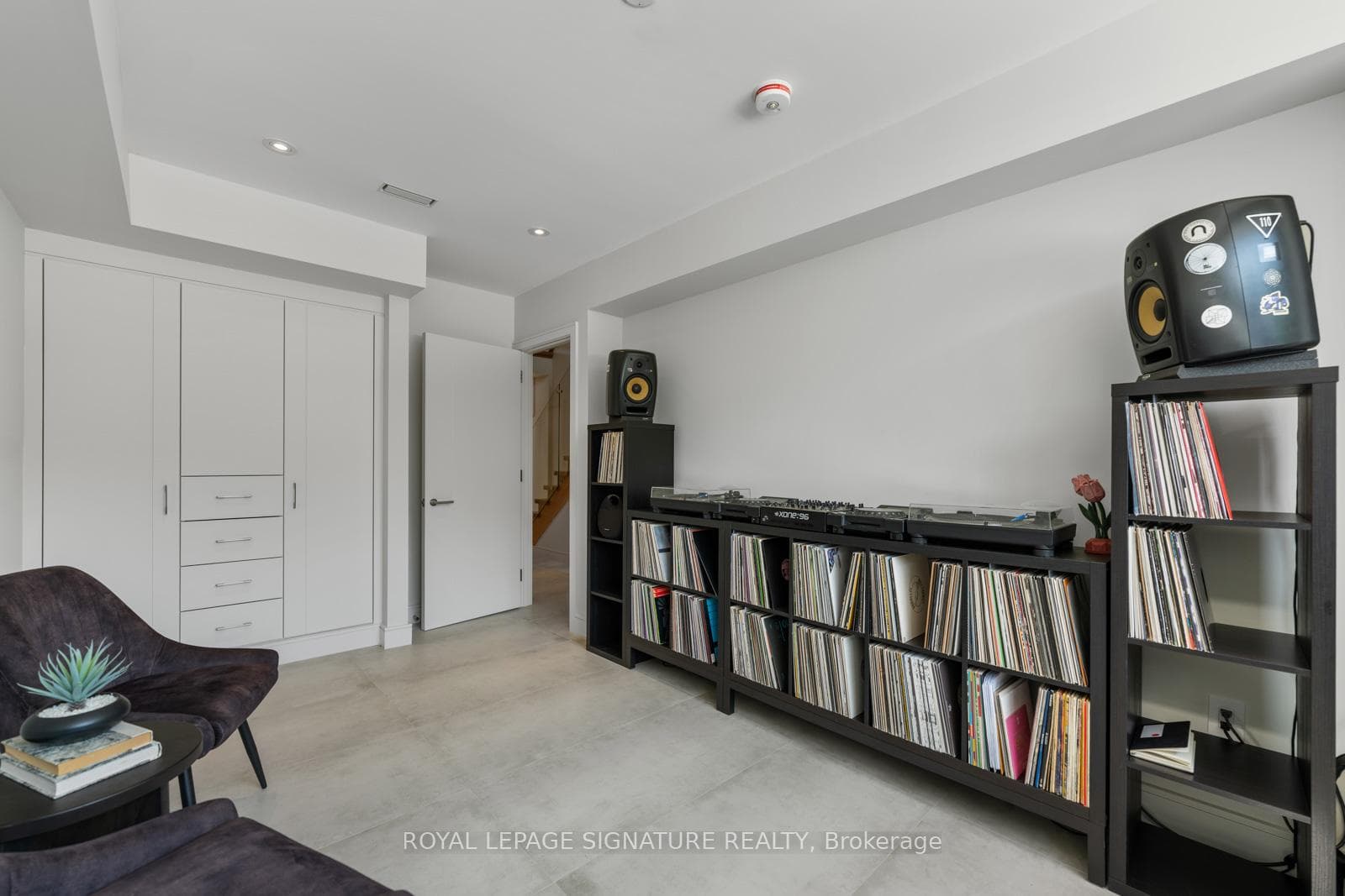 105 Gledhill Avenue photo 39
