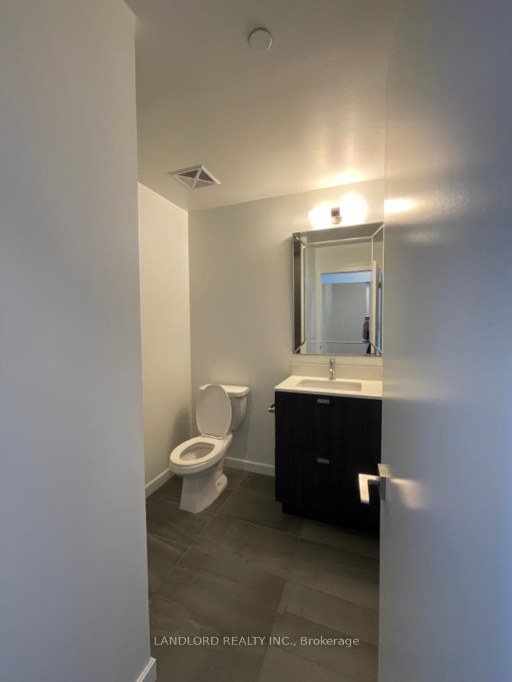 56 Forest Manor Road Unit 2106 photo 12