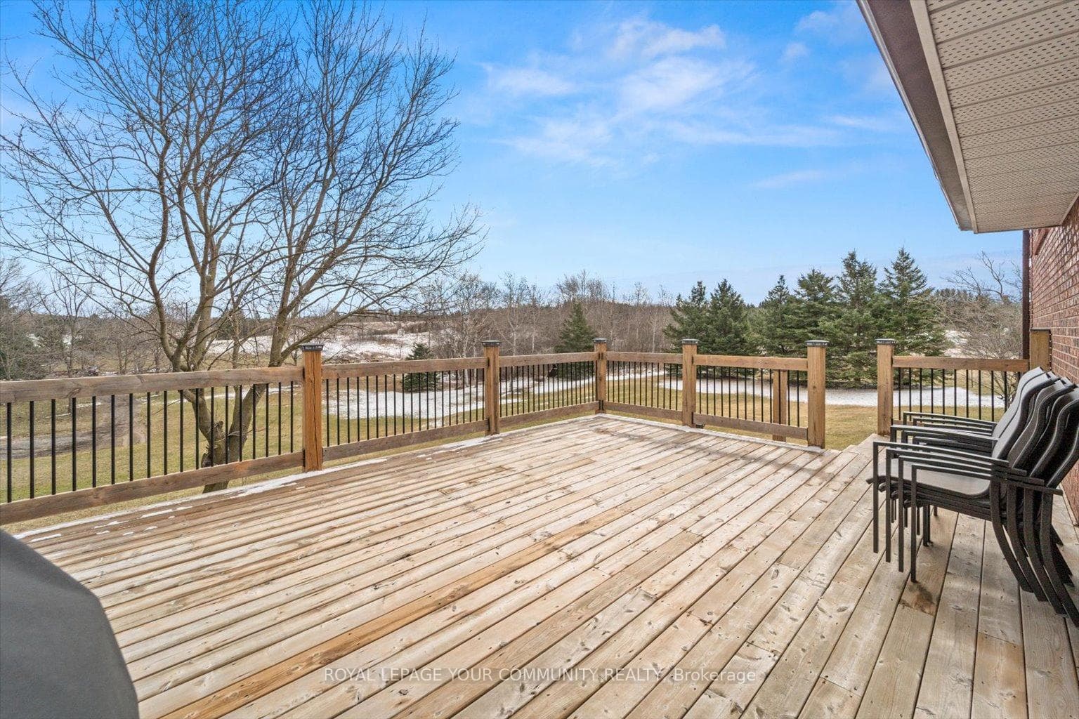 3065 17th Side Road photo 18