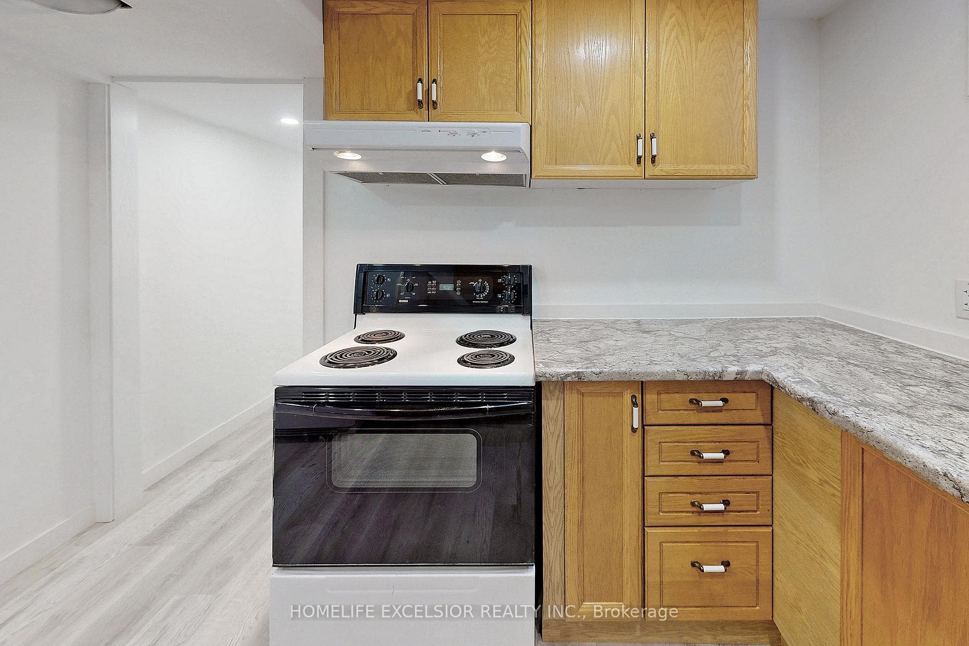 103 Cardinal Street photo 8