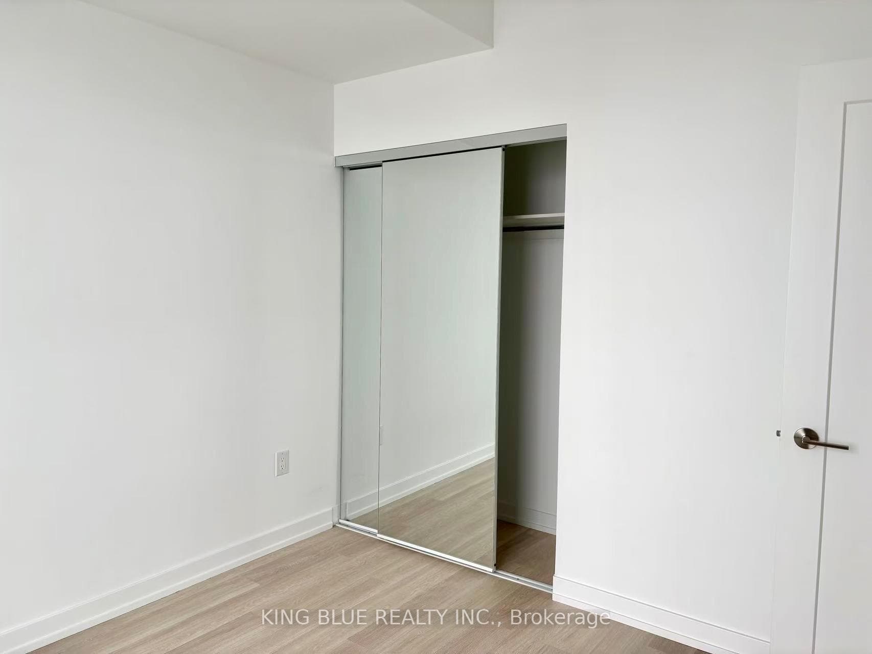 9763 Markham Road Unit 1512 photo 5