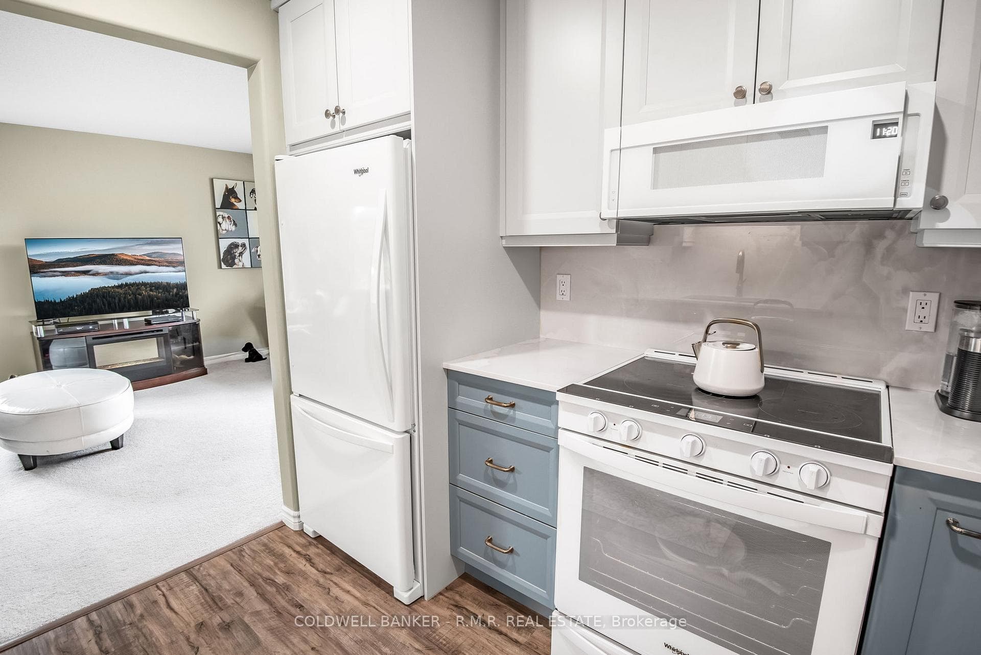 37 Lake Breeze Court Unit A2 photo 20